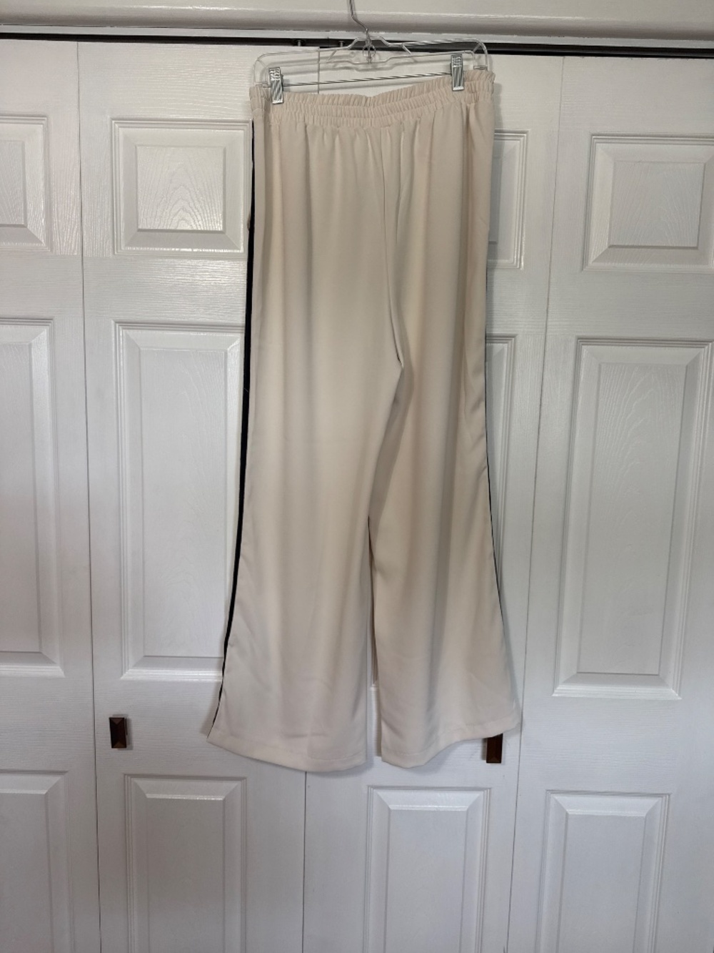 Cream track style pants - Picture 2 of 4